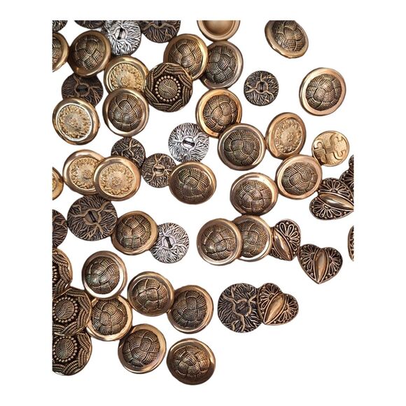Vintage Buttons Lot of 88 goldtone silvertone bronze various shapes sizes NICE - Picture 8 of 12